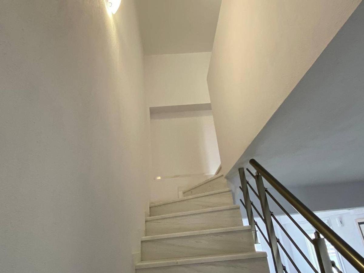 Lili Houses In Nikiti 350M From The Beach Exterior photo